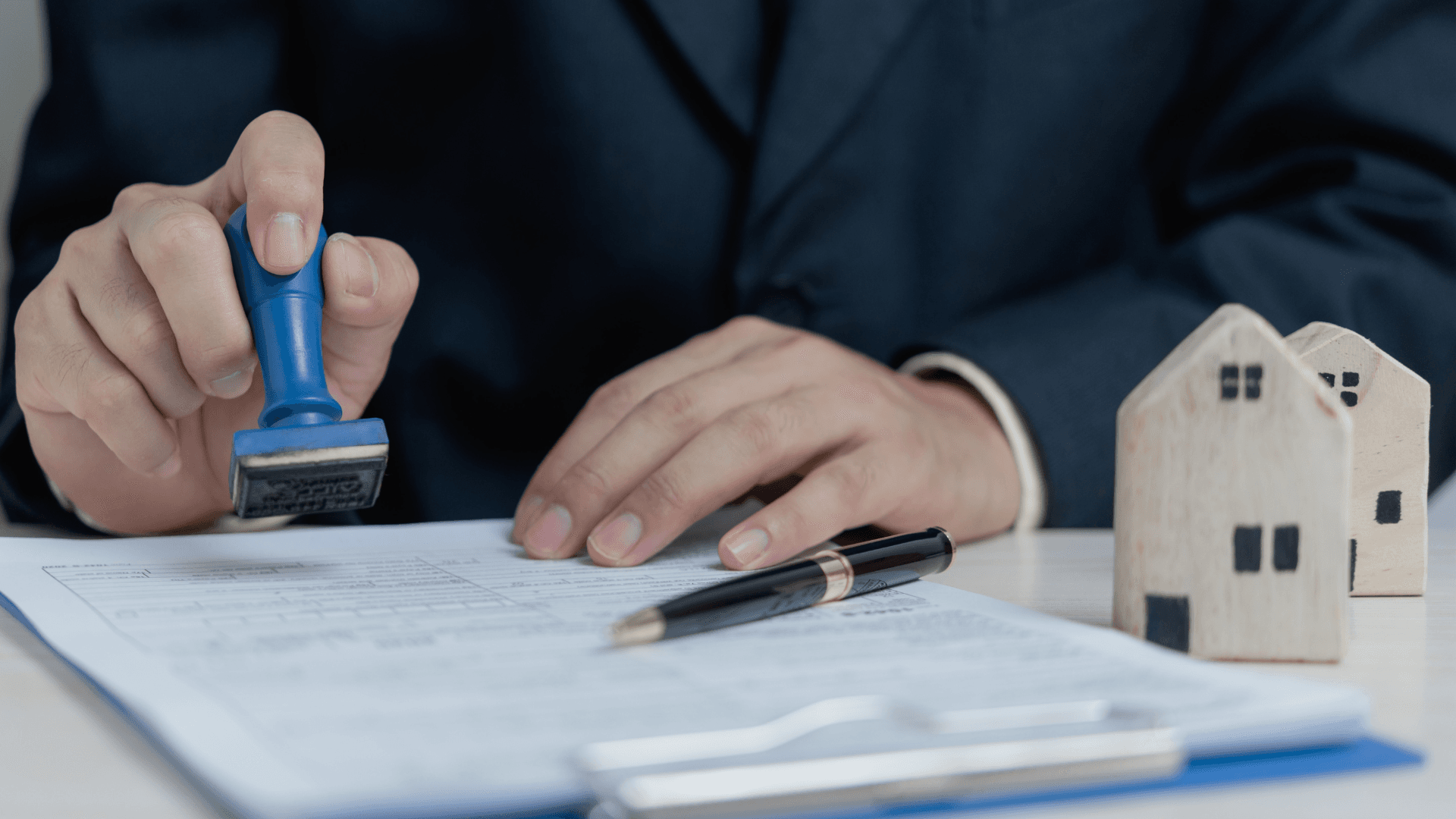 Why Urgent Cash Loans Are Becoming More Common - EFGH Learn Banner Image