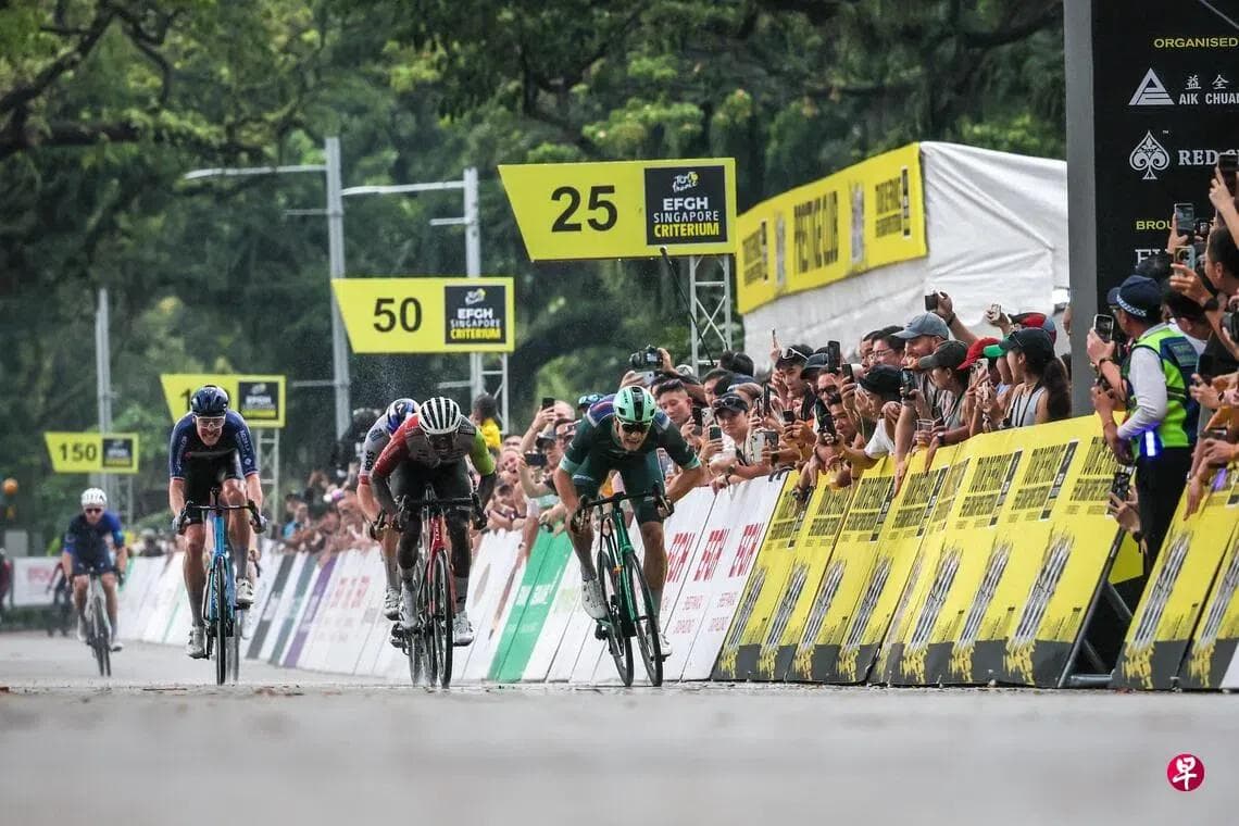 环法新加坡绕圈赛雨中开骑 意大利冲刺王首战即夺冠