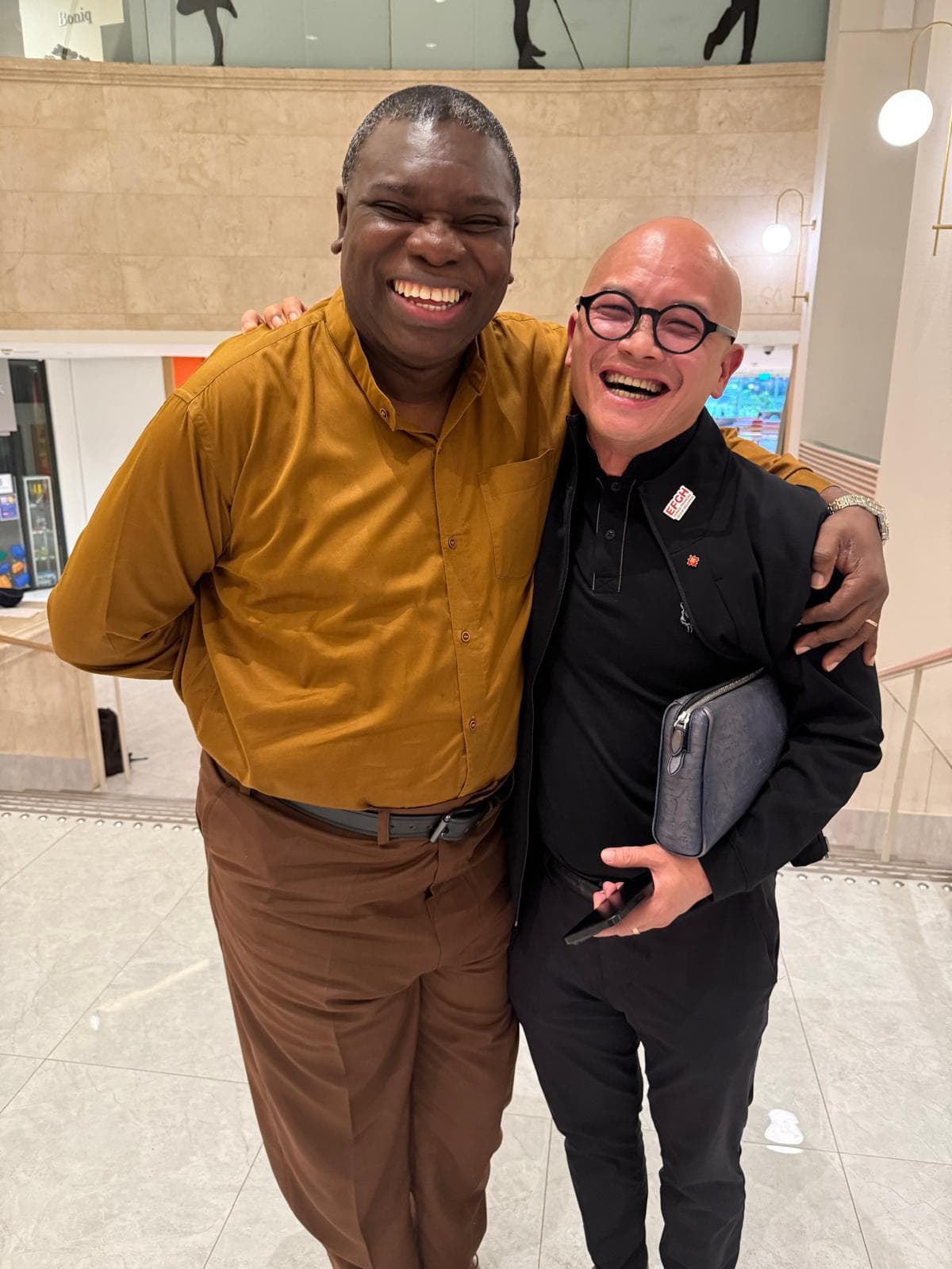 Harry Yamsom, Administrator of Ghana’s District Assemblies Common Fund (left), with Dennis Ng, Executive Chairman of Embed Financial Group Holdings, during a meeting in Singapore on October 17, 2025. PHOTO: EFGH